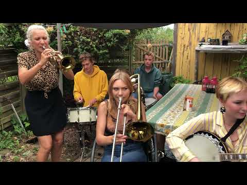 Gunhild Carling - Buddy’s habits - Carling family