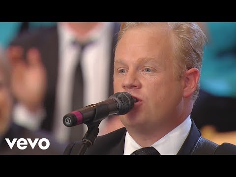 Dailey & Vincent - Daddy Sang Bass [Live]