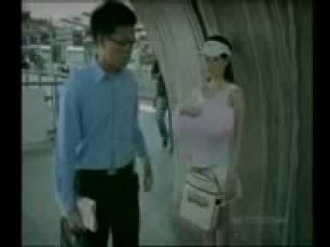 讓人試吃的絕招......(原發表者:姆姆酷酷爸)(影片)