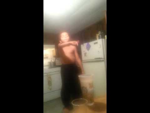 Bambizzle doing his thizzle