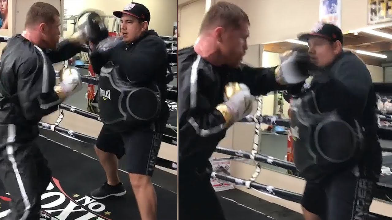 CANELO LOOKING LIKE A 168LBS MEXICAN BEAST ON THE MITTS! FIRES OFF RAPID FIRE COMBOS IN TRAINING!