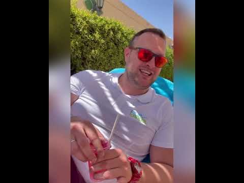 PROSEČAN SRPSKI PAR NA LETOVANJU