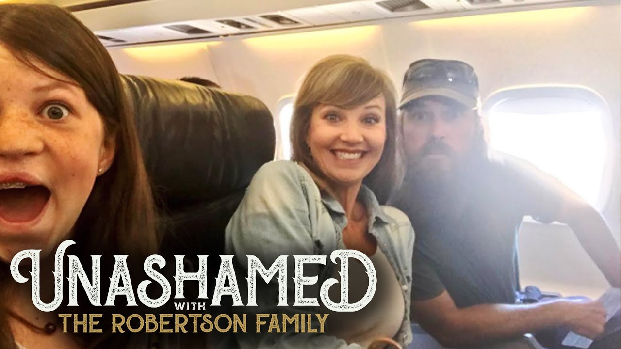 Ep 1057 | Phil's Once-in-a-Lifetime Trip on Moo Force One & Behind the Scenes of ‘Duck Dynasty’ Travel