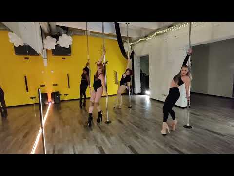 2022.05.21. Pole Exotic - Flow grupė