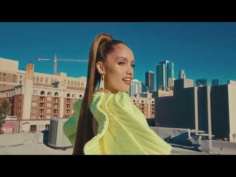 Cinta Laura Kiehl Feat. Tropkillaz - Loco (Official Music Video)