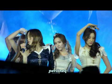 [Fancam] 120922 SMTown Jakarta (SNSD Jessica) - The Boys