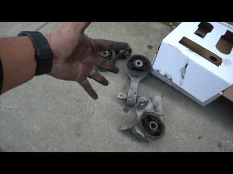 Installing Boomba Racing Engine Mounts On The 8th Gen Si!