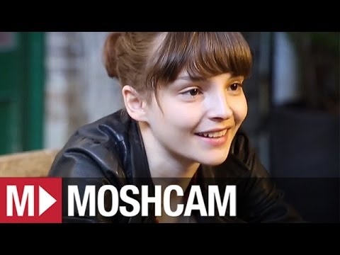 CHVRCHES talk synth, sex clubs and new songs | Moshcam