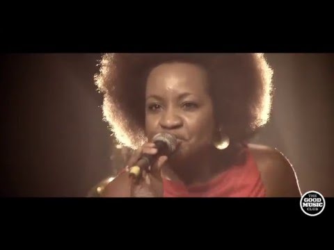 AKINA ADDERLEY & THE VINTAGE PLAYBOYS - Say Yes LIVE at The Good Music Club