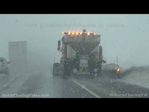 Heavy Snow and Accidents on I35 in McPherson County, KS - 2/25/2020