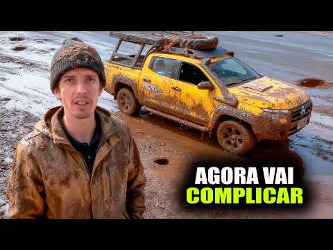 Ricardinho ACF explains the complicated muddy part of the Trans-Amazonian Highway.