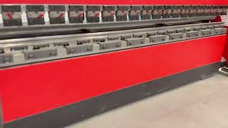 Presă de îndoit tablă Amada HFP 130 ton x 4100 mm CNC de vânzare - Imagine 4 | Machineryline RO Presă de îndoit tablă Amada HFP 130 ton x 4100 mm CNC | Imagine 4 - Machineryline