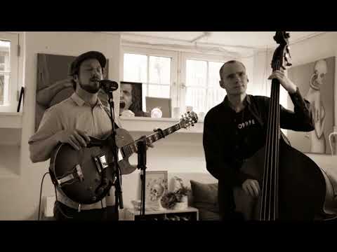 Trainman Blues -  I Heard The Angels Singing - Eric Bibb/Reverend Gary Davis (Cover)