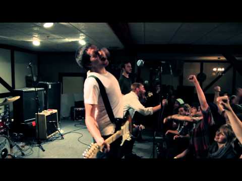 The Menzingers - A Lesson In The Abuse Of Information Technology (Live at the Schwaben Club)