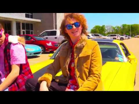 Riff Raff ft. Lil Tracy - Foreign Land