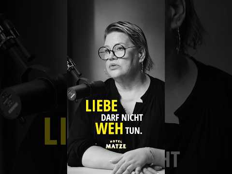 Video Thumbnail: Stimmst du zu? Comedian über Ilka Bessin über Liebe | #hotelmatze #podcast