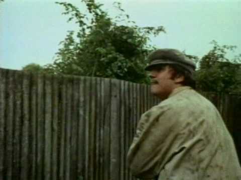 Monty Python FC 8. - A szatír (The flasher)