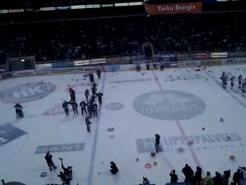 Lätkähuumaa TPS - JYP 19.4.2010