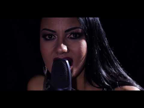 Dor Demais Pra Um Só Coração - Taiza Nascimento