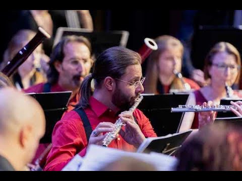 Johannes Brahms: Akademische Fest-Ouvertüre • Swiss Symphonic Wind Orchestra & Niki Wüthrich, Dir.