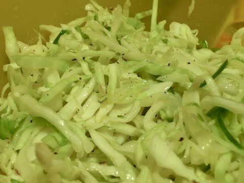 How to Make German Weisskraut Salat