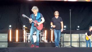 Eppu Normaali - Afrikka, sarvikuonojen maa (Live - Ratina, Tampere 6.8.2016)