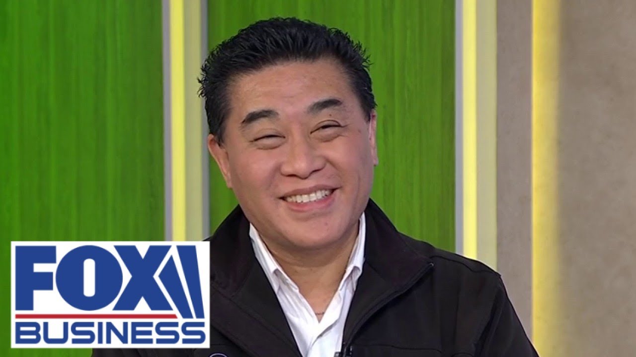 You're seeing three leaders emerge in the marketplace, expert says