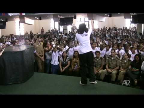 Yuri BH na Igreja Batista da Lagoinha - Sirene da Escola - DVD Parte 05