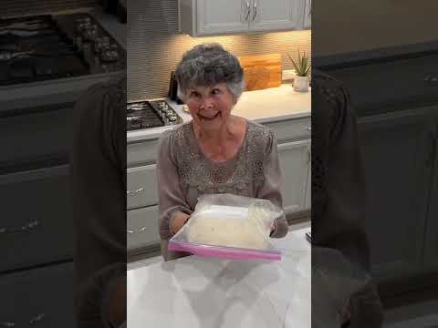 The easiest way to make homemade bread without making mess | Great grandmother makes homemade bread