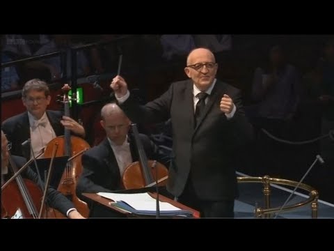 Percy Grainger 'Handel in the Strand' arr. Sir Henry Wood - Bramwell Tovey conducts