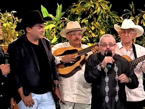 Homenaje de Alvarez Guedes por Antolín- AméricaTevé