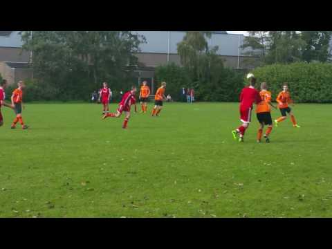 Volendam (RKAV) JO17-1 vs Sporting Almere JO17-5 (Tweede helft) eindstand 2-1