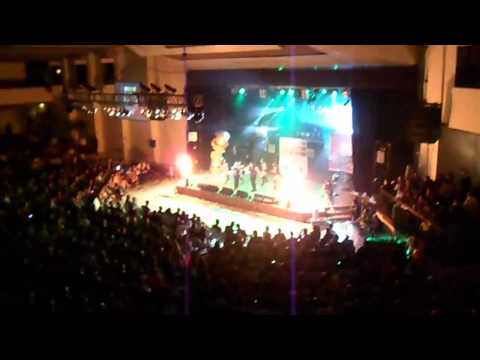Sonny & Vaech Ft Nicky Jam - Gatubela (Remix) Live Premio Luna 2012