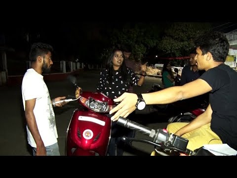 Amrutha dubbing for black shirt girl