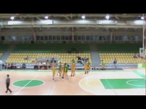 Basketbal Levice - Martin Brecska #20