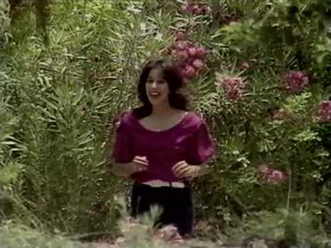 Yesh Li Gan - Ofra Haza