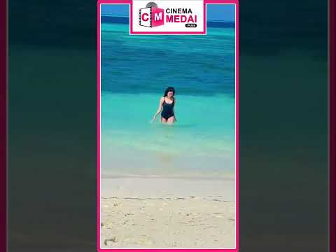 Pranitha Subhas Beach Cute Take me back Dance 😍😍 | Pranitha  | #shorts