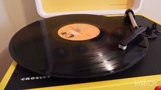 Bonnie Raitt- Don’t It Make You Wanna Dance