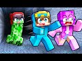 Pranking My Friends As A SHAPESHIFTER In Minecraft