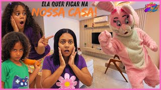 😱🐰 A COELHONA MALVADONA QUER NOS EXPULSAR DA NOSSA CASA 🐰 