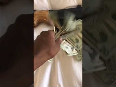 Heavy SIXX working the block ! Subscribe for new music