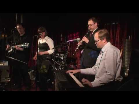 Airi Allvee & Via Torpeedo - Boulevard Of Broken Dreams