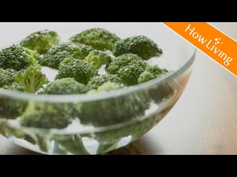 【Eng Sub】這樣洗超乾淨 3步驟洗花椰菜小技巧 How To Clean Broccoli│HowLiving美味生活 (【Eng Sub】這樣洗超乾淨 3步驟洗花椰菜小技巧 How To Clean Broccoli│HowLiving美味生活)