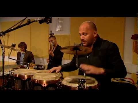 Kim & Company -Bongo Banana Blues- (live oct 2011)