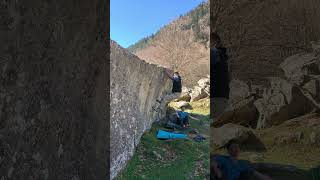 Video thumbnail de Ala-dyno, 7a. Pont de Camps