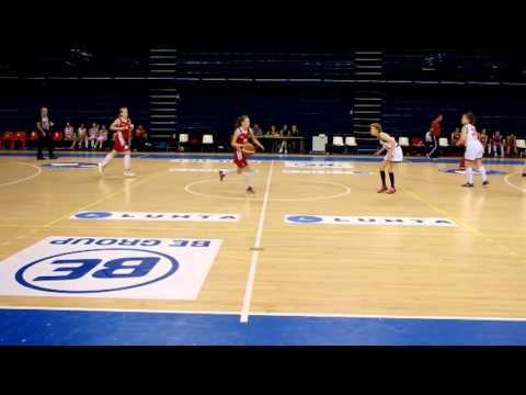 SB-Girls B-00 - Pyrintö II, 4.10.2015 Lahden suurhalli