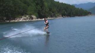 preview picture of video 'Wakeboard Lake Jocassee South Carolina'