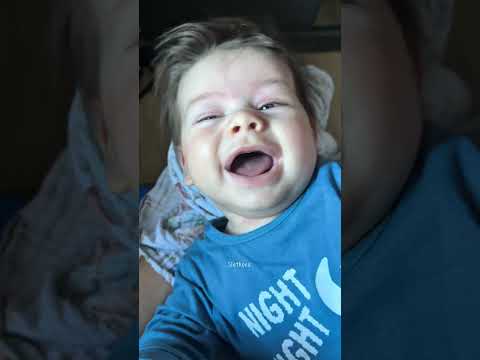 Brzo porastu, ali nikada ovaj glasic i ovu slatkocu necu zaboraviti 🥹🥰🥰🥰