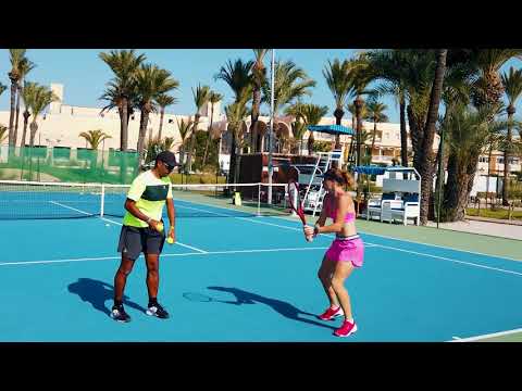 TENNIS TECHNIQUE / LE REVERS / Carole Monnet 🇨🇵 & Hervé Romain / ENTRAÎNEMENT WTA