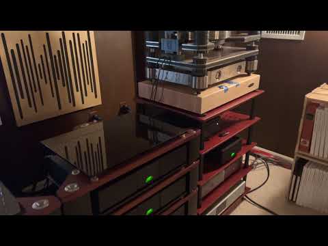 Mi equipo digital. El NAIM ND555 + dos fuentes de alimentación NAIM PS555 DR.